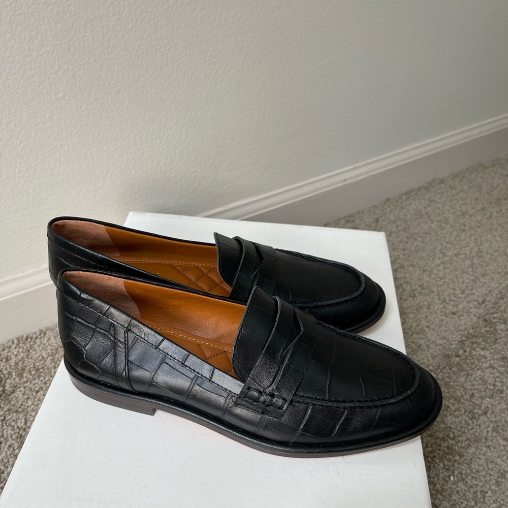 $278 J.MCLAUGHLIN BLACK CONCETTA CROC-EMBOSSED LEATHER PENNY LOAFERS NWT - Picture 6 of 8